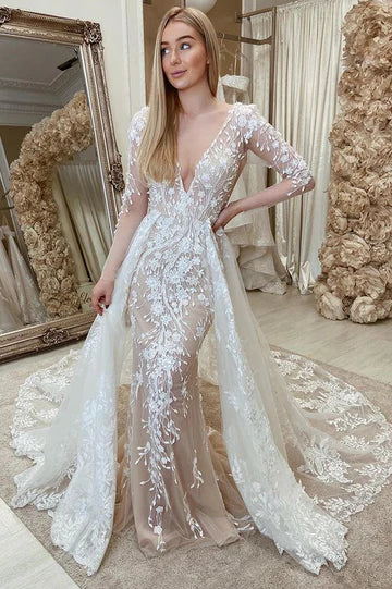 Vestido de novia sirena con espalda abierta y cola de encaje